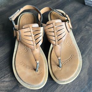 Clarks tan leather wedge sandals